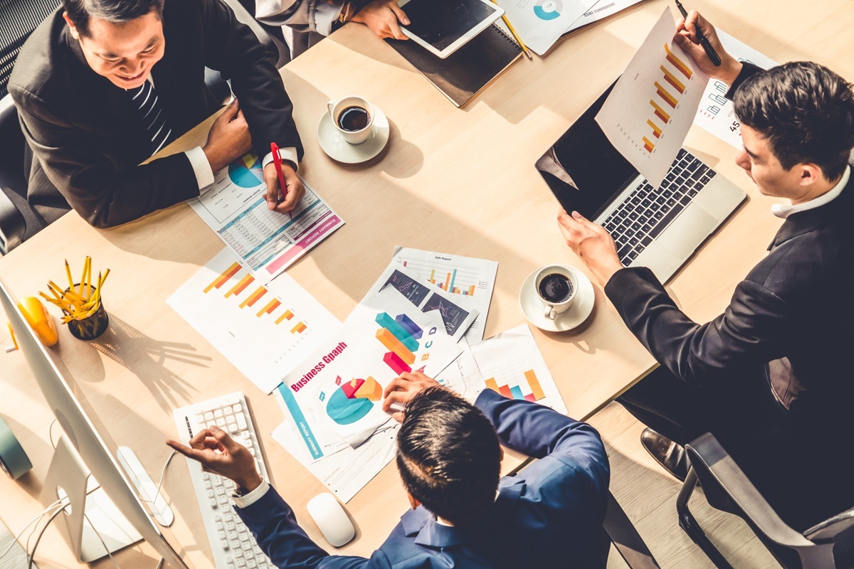 How to Offer Marketing Services That Clients Can't Resist