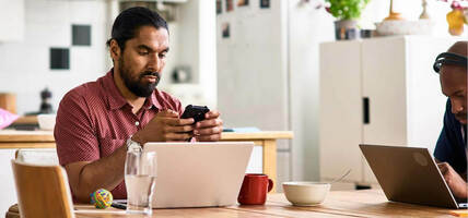 153 text message and SMS marketing statistics, based on ~2K consumer responses