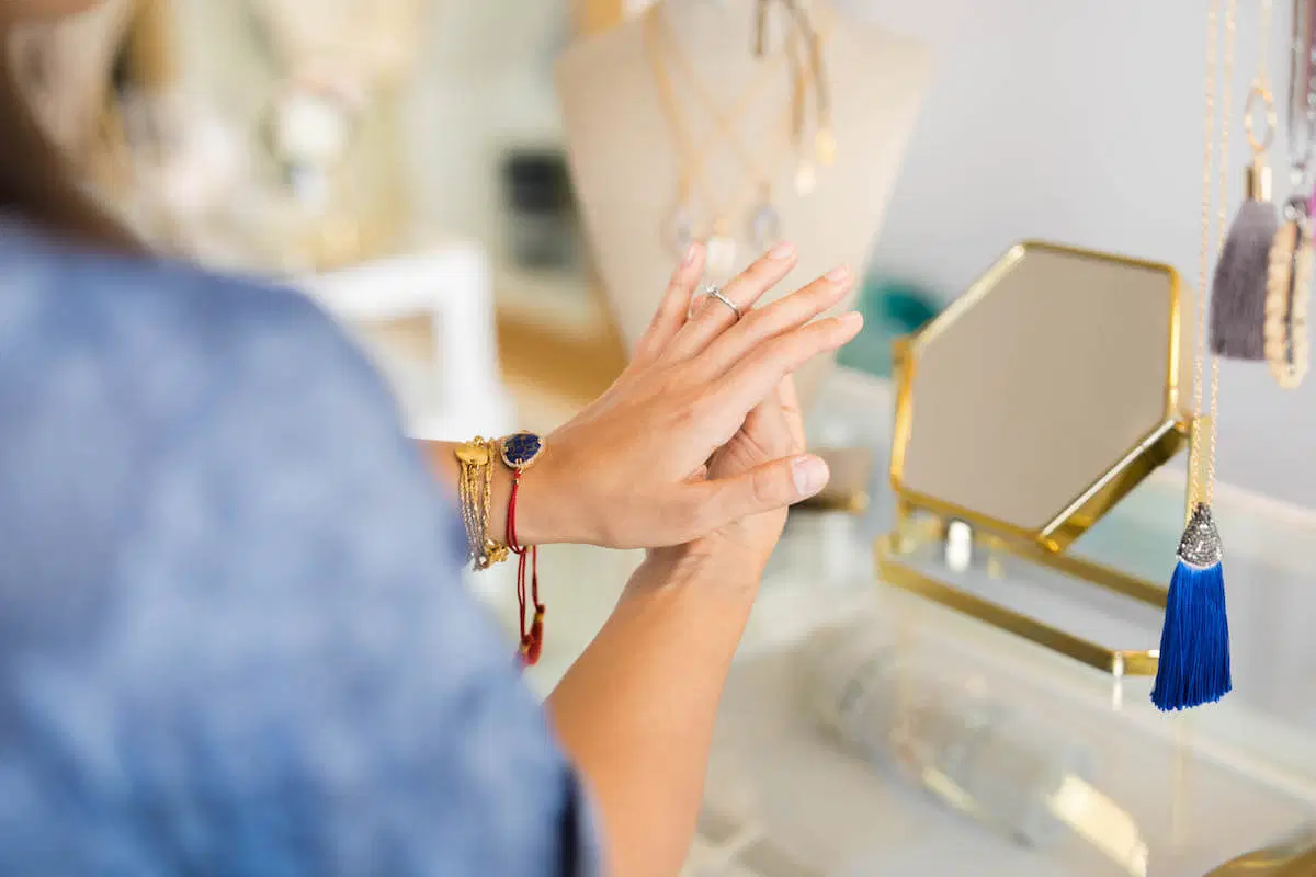 10 Ways to Generate Leads for Jewelry Store Businesses