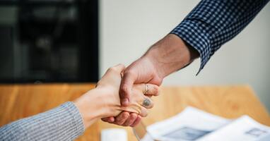 5 Tips to Decide if a Partner Program Is Right for Your Business