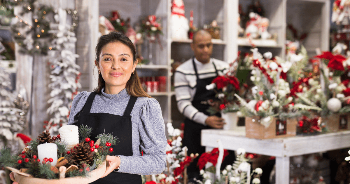 8 Christmas Newsletter Ideas & Examples to Wow Your Subscribers