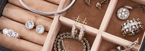 10+ Best places to sell jewelry online