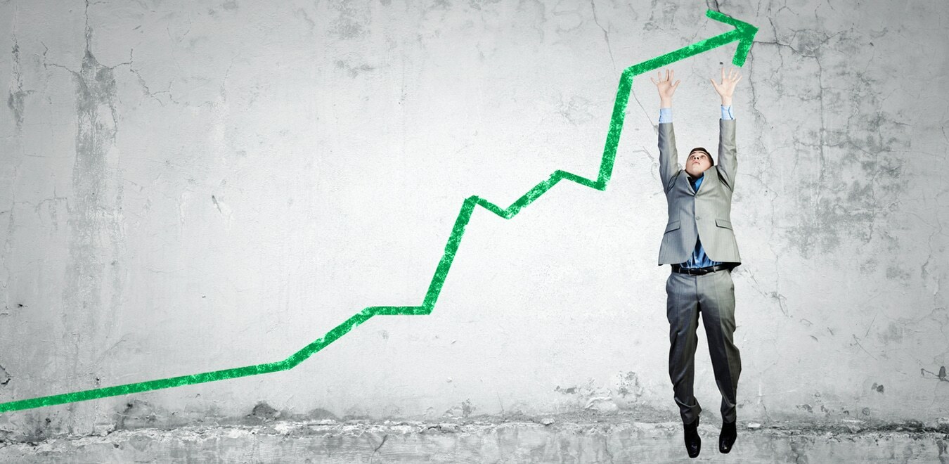 How to Improve Sales Forecasting with Revenue Intelligence