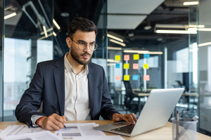 Top Key Performance Indicators for Sales: 10+ KPIs to Track