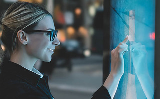 Revolutionizing B2B Research and Discovery