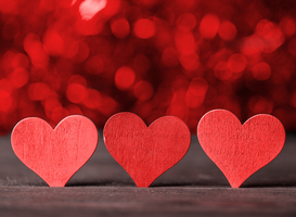 6 Ways to Show Your Customers You Love Them on Valentine's Day