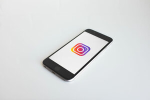 How To Use Instagram to Grow Your Email List [+ Examples]