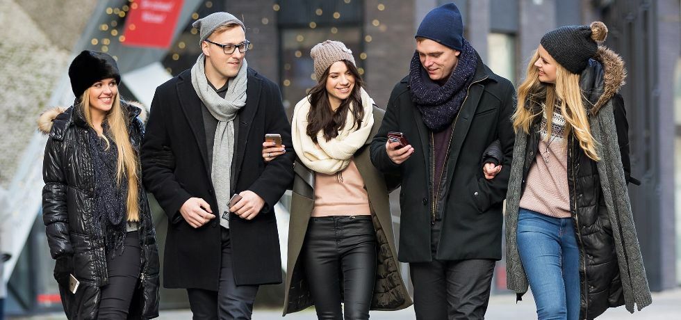 Top 5 reasons to leverage SMS lead generation