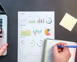 Unveiling the Secrets of 10 Legendary Salespeople