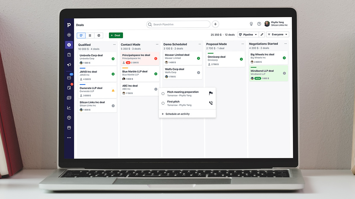 An 8-step guide to seamless CRM implementation