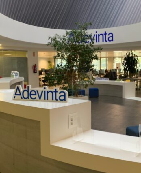 How Adevinta decreased marketing campaign costs by 200% with standardized, real-time customer data 