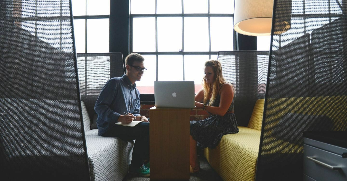 How to Write an Apology Letter to Customers That Wins Back Loyalty