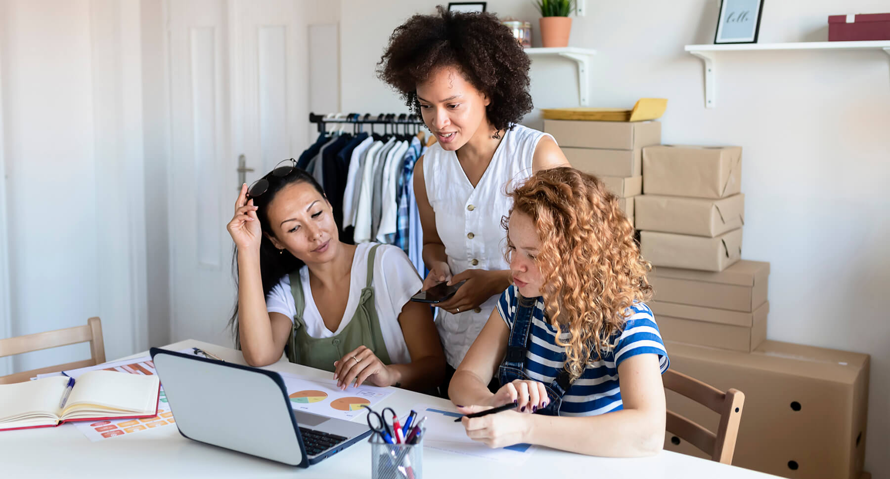 How to Write a Persuasive Executive Summary + 5 Real-World Examples