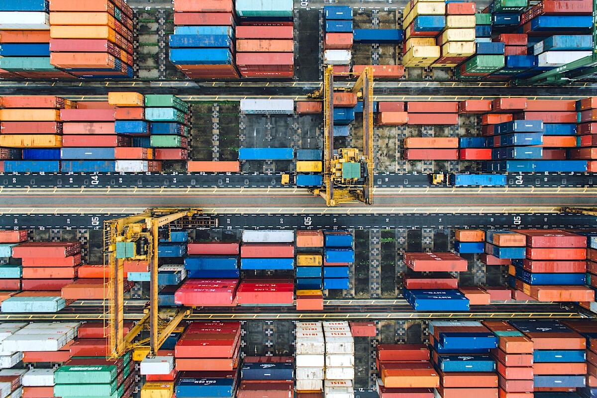 What is Physical Distribution? An Overview of Why It's Important in Ecommerce 