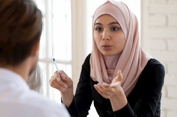 10 Consumer Behavior Models (& Which One Applies to Your Business)