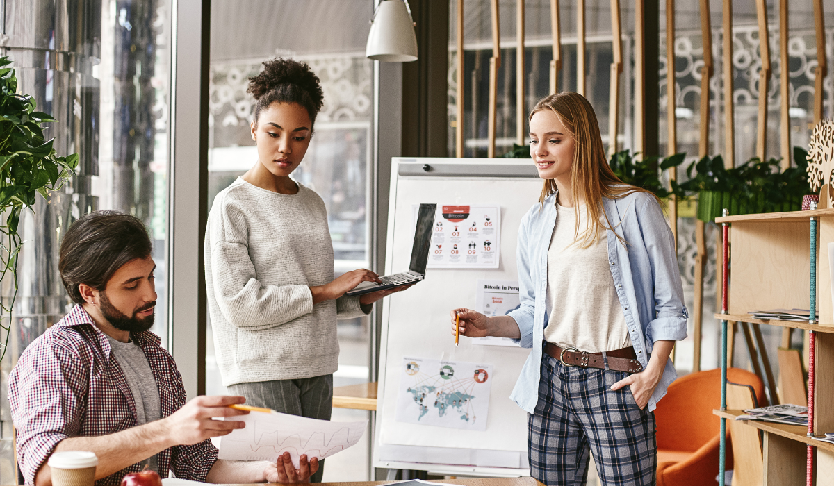 Geofencing Marketing & Ads 101: A Guide for Local Businesses