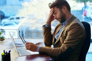 The Cost of Poor Sales Onboarding: 9 Stats That Tell the Story