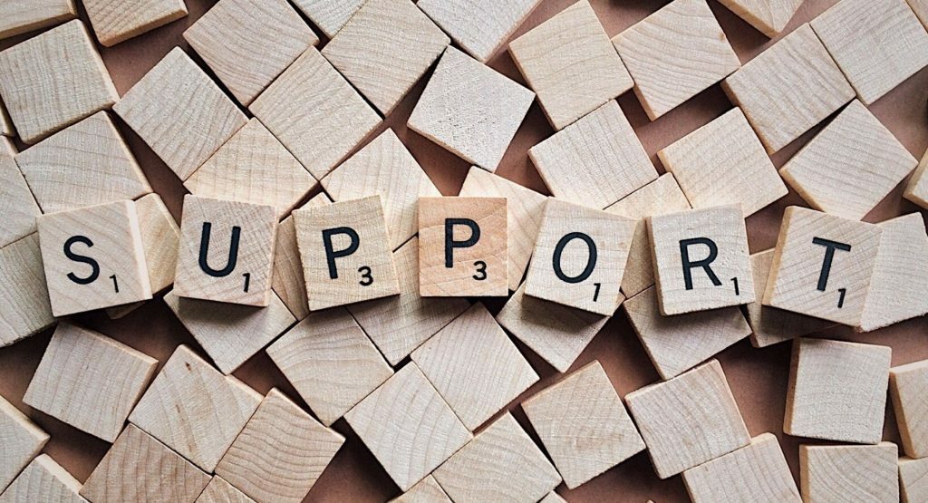 5 Reasons Why Businesses Love Social Customer Service I Birdeye