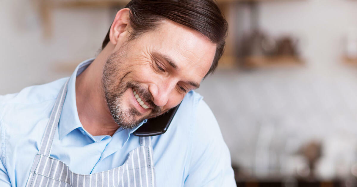 How to Use Mobile Directories to Optimize for Local Search