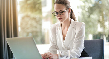 How to Automate Lead Nurturing Content & Improve Conversions