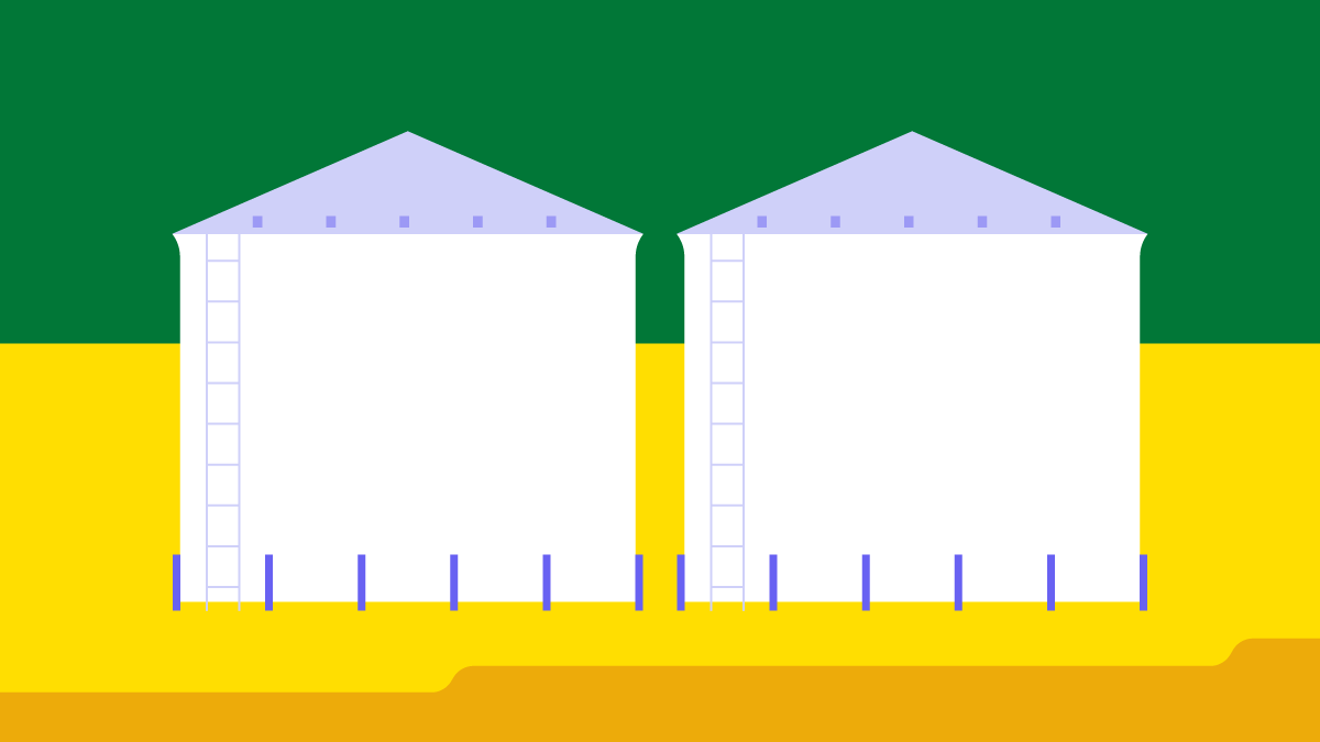 What does siloed mean in project management?