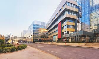 Strathclyde Business School's Pursuit of Excellence: Driving Strategic Relationships via Creatio No-code Platform