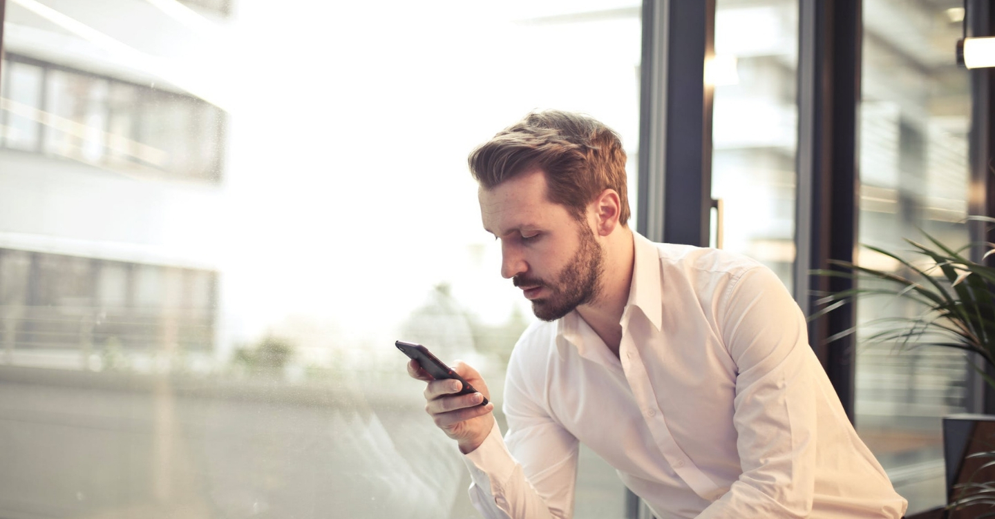 Voicemail Greetings That Won't Bore or Annoy Prospects