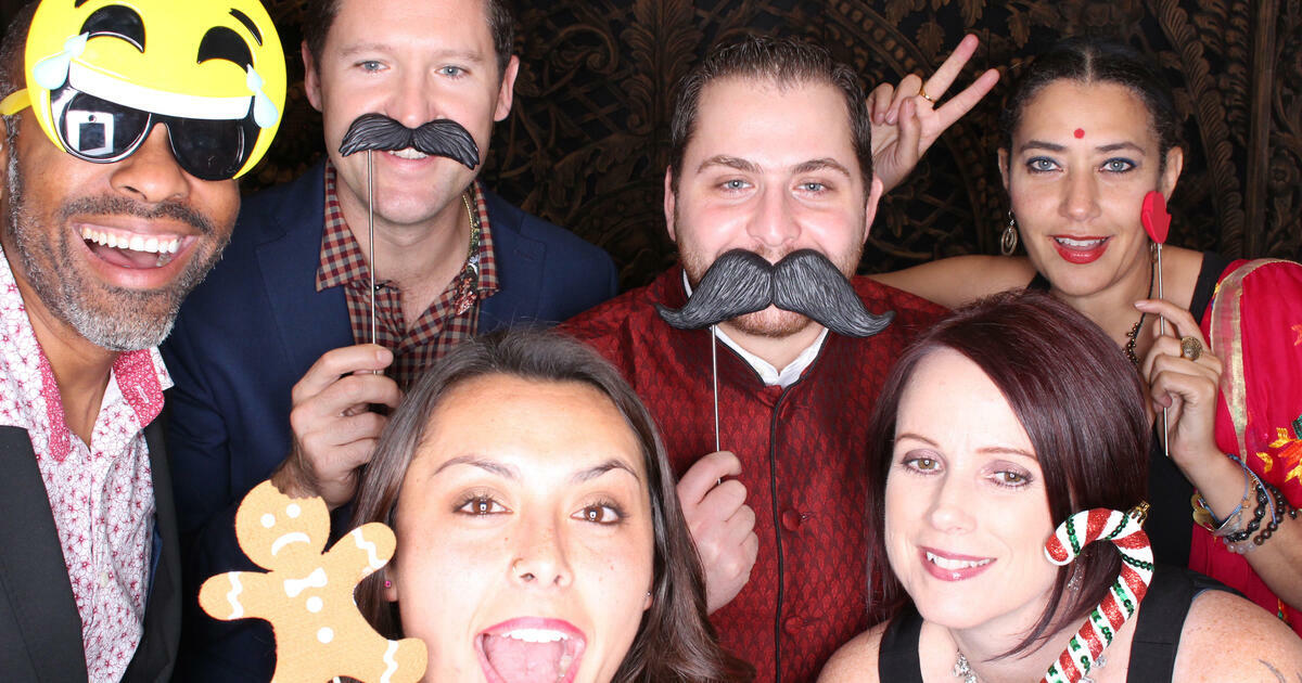 EZ Texting Gets in the Holiday Spirit