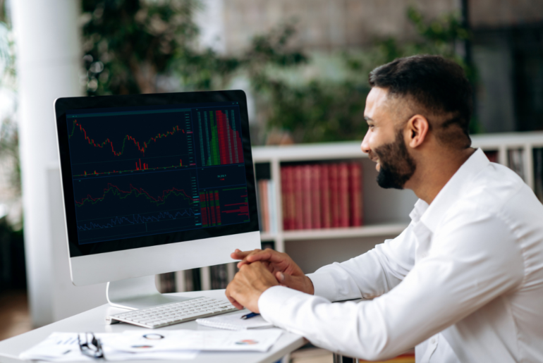 Why Tech Startups Should Engage With Analyst Firms: Debunking Common Myths