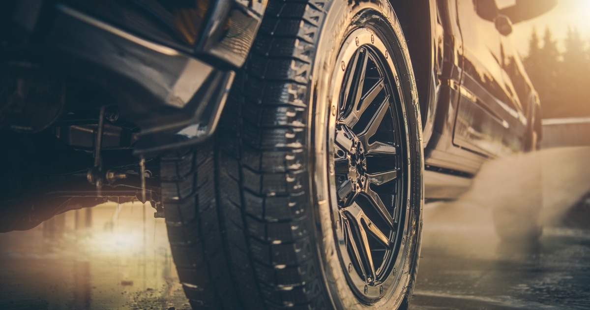 Electric pickup showdown: Tesla Cybertruck vs. Ford F150 Lightning