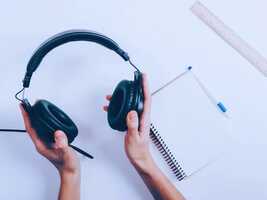 The 6 Best Transcription Apps For Your Business