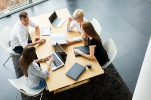 How B2B Marketers Can Effectively Make Use of AI to Boost Sales