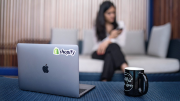 ShipBob's Guide to Shopify Inventory Management for Your Online Store
