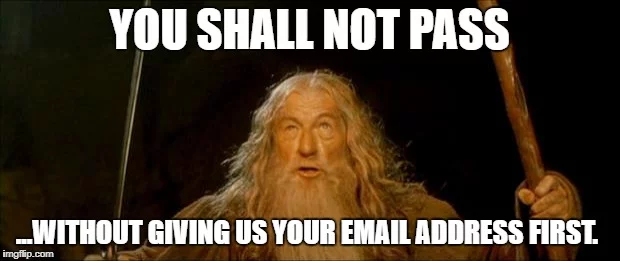 Open or Closed: The Merits of Gated Content