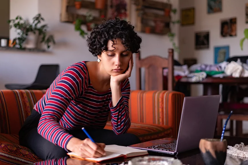 18 Tips For Writing Sales Copy That ACTUALLY Sells (+Guide)