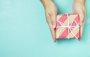 Customer Gift Ideas and Tips for the Holidays