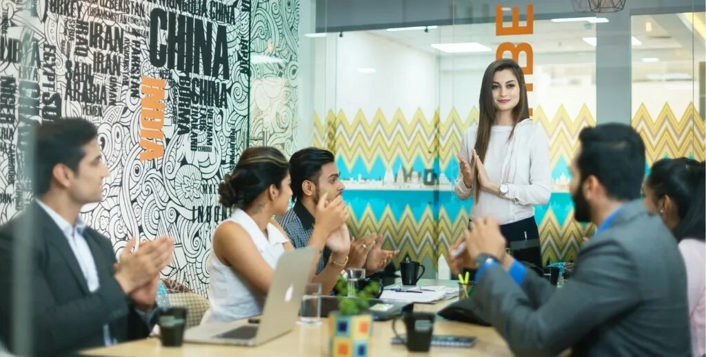 Uniting Teams Across Functions: Overcoming Challenges in Cross-Functional Team Collaboration