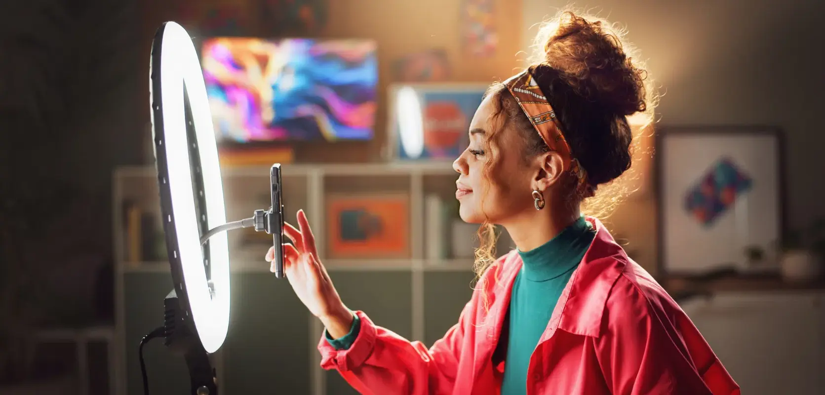 How much to charge for usage rights as an influencer (+ pro negotiation tactics)