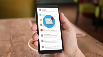 30 Follow-Up Email Subject Line Examples + Tips