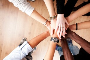 Customer Success: Educating Customers Via Email Signature Marketing - Terminus Site