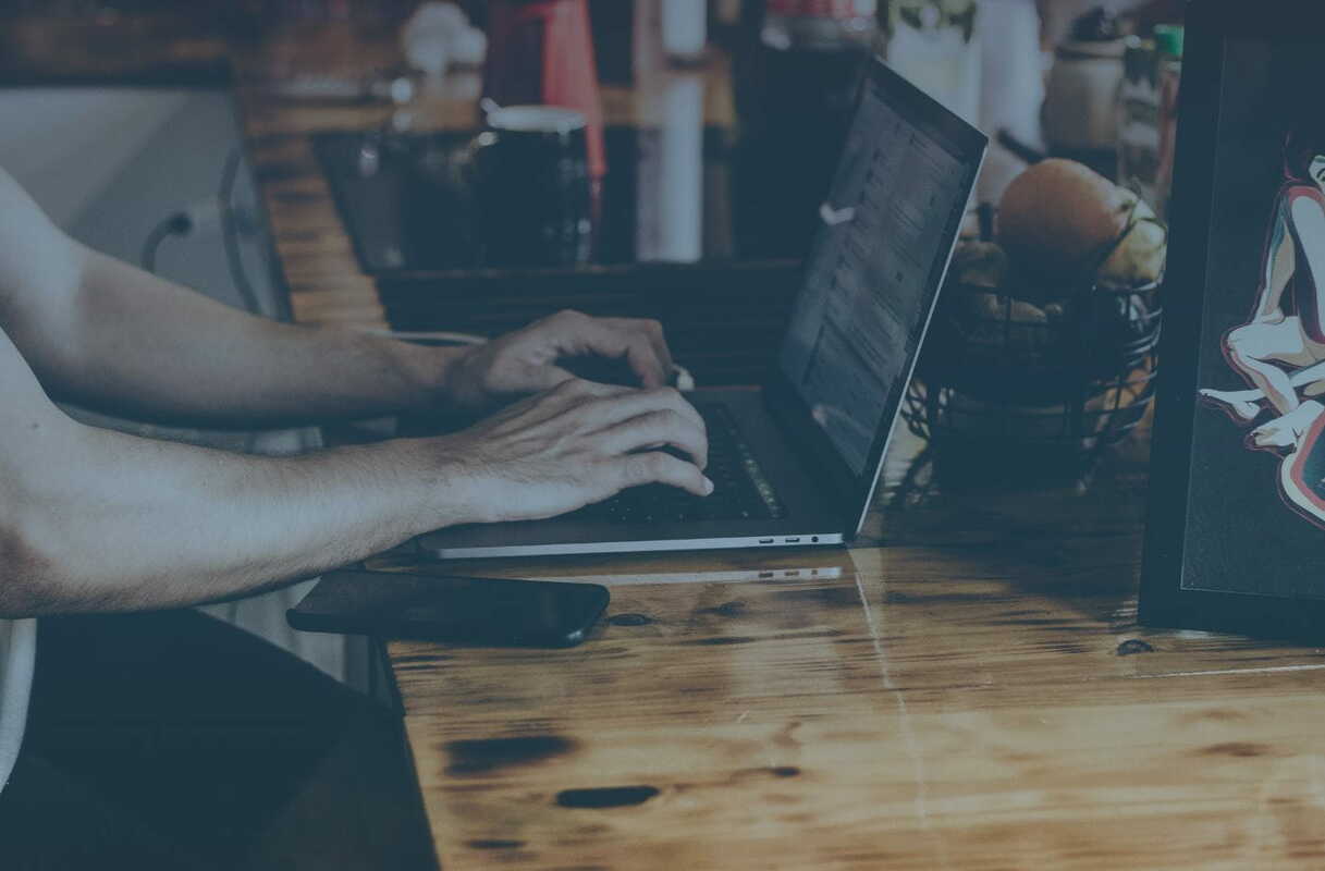 Professional Writing Services VS Content Marketplaces