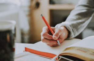 How to Write Copy That Sells (Anything): 102 Tips & Examples