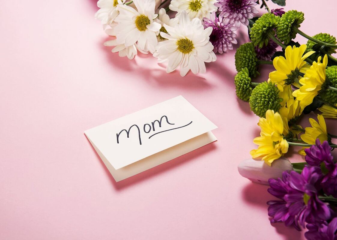 The 2021 Mother's Day Gift Guide: Shop Over 30 DTC Brands