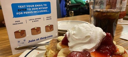 How to Grow Your Email List Using Text Messaging