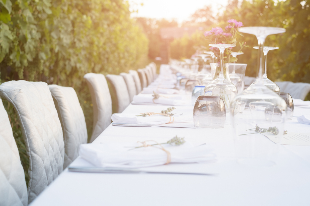 The Do's and Don'ts of Event Catering: Ideas and Hacks to Try Now