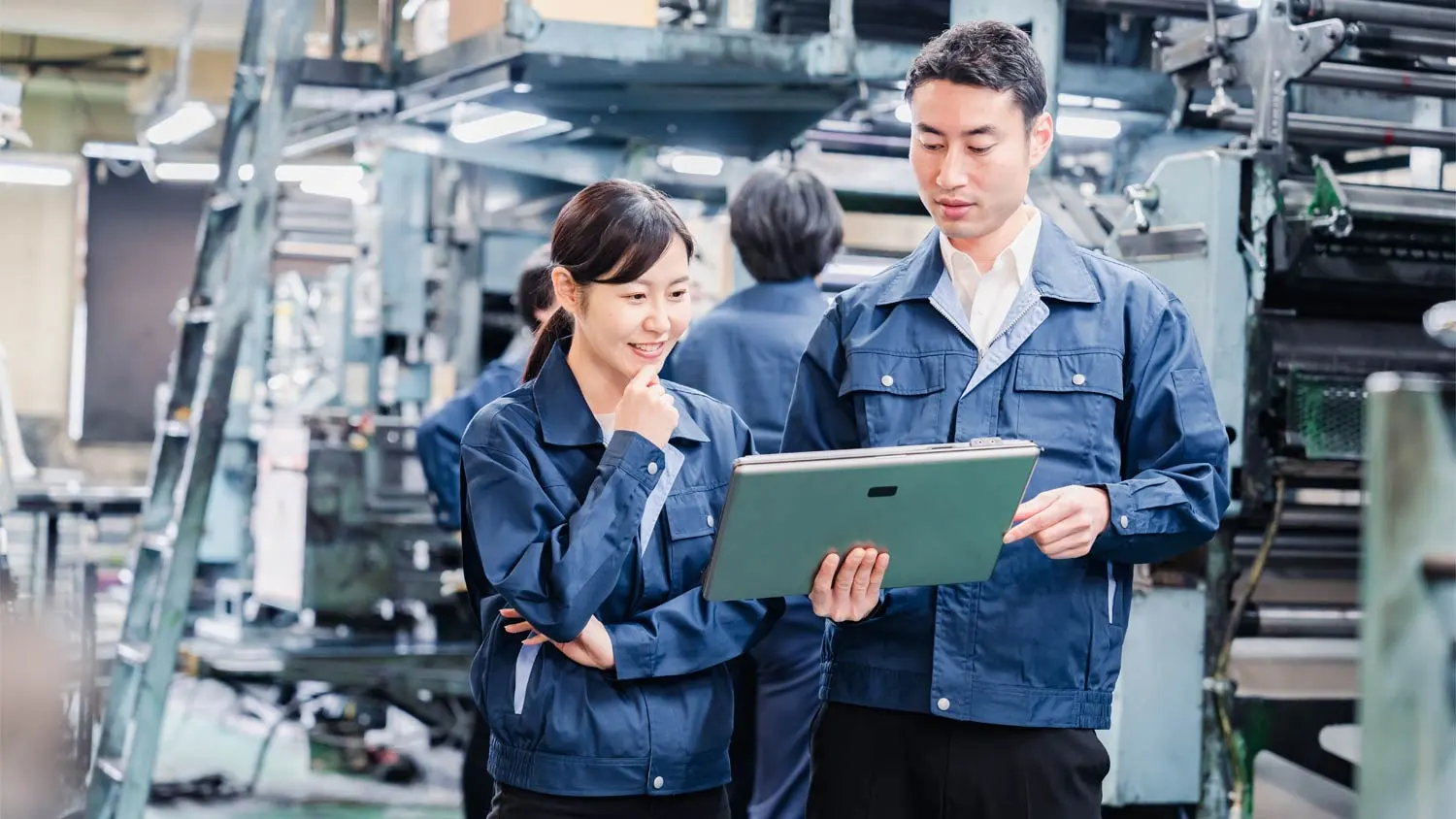 How You Can Manage Field Service More Efficiently With AI