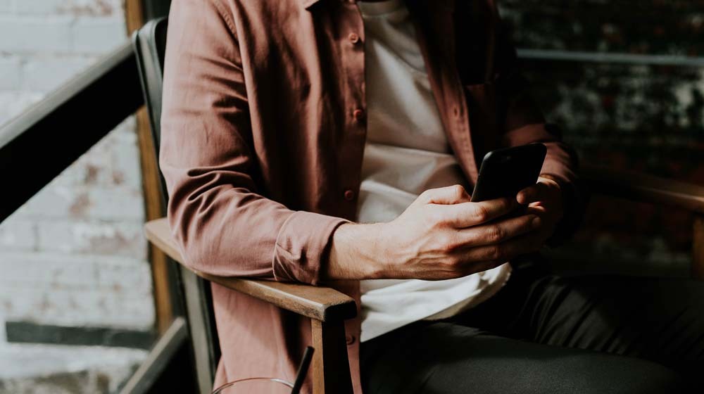 Text etiquette for business owners [infographic]