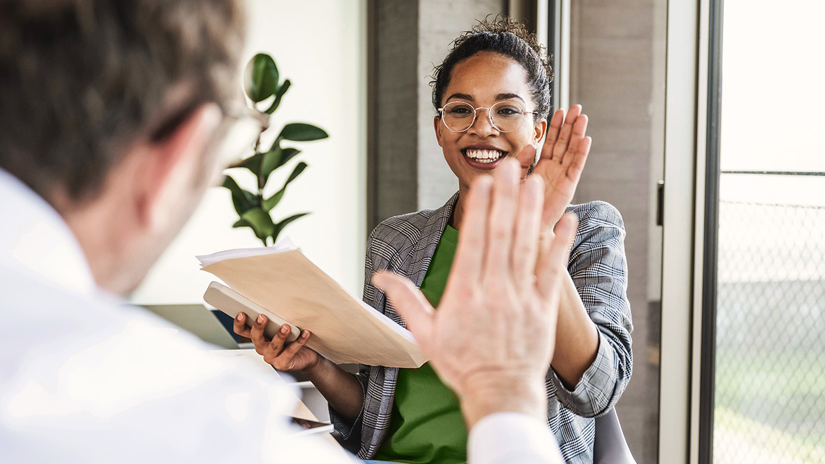  How to set sales goals that improve team performance (with examples)