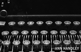 4 Writing Tips from Warren Buffett