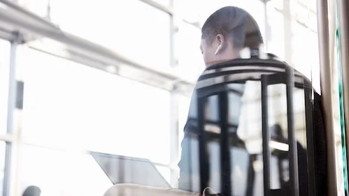 6 Ways to Use Web Behavior to Connect the Customer Journey